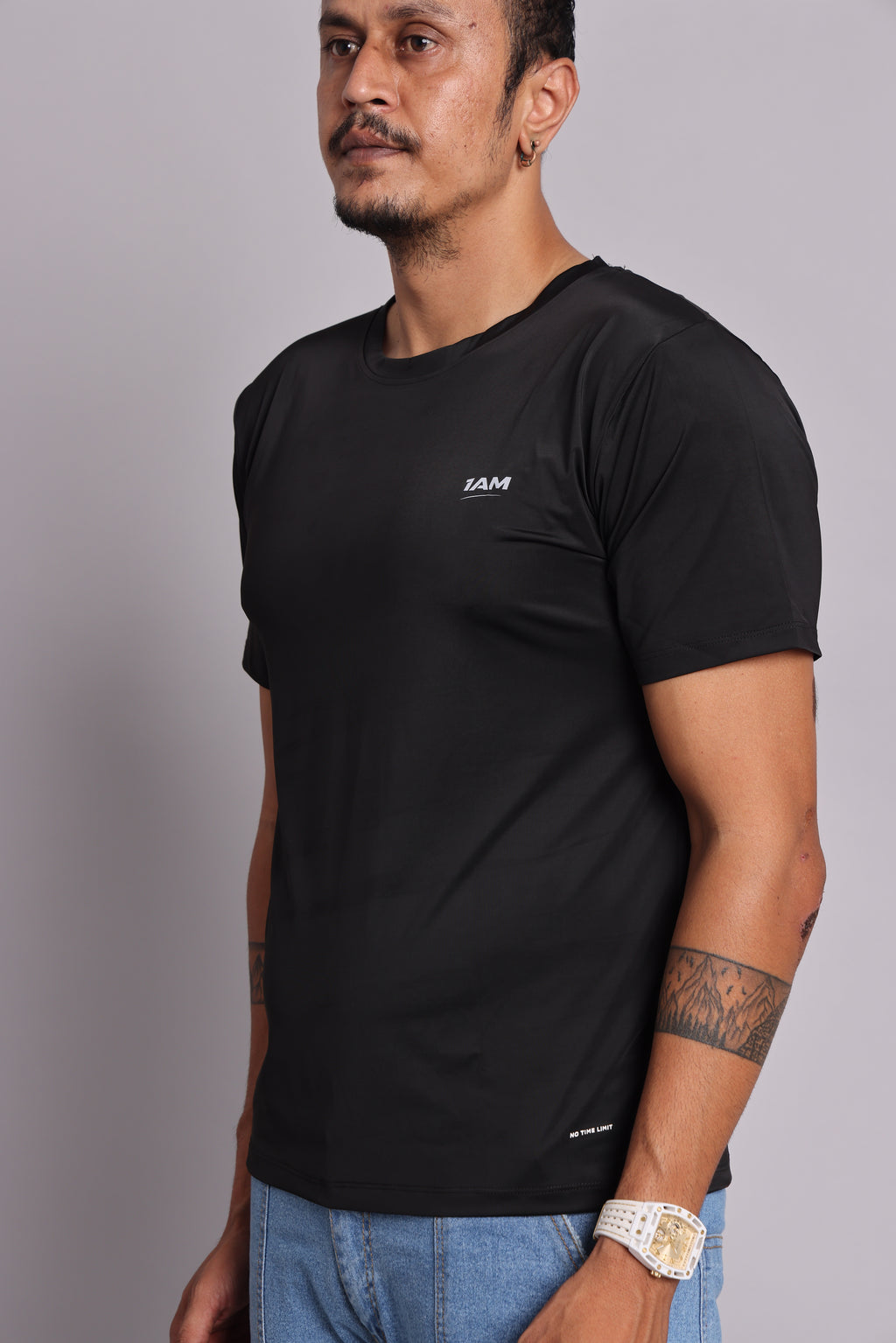 Athletic apparel