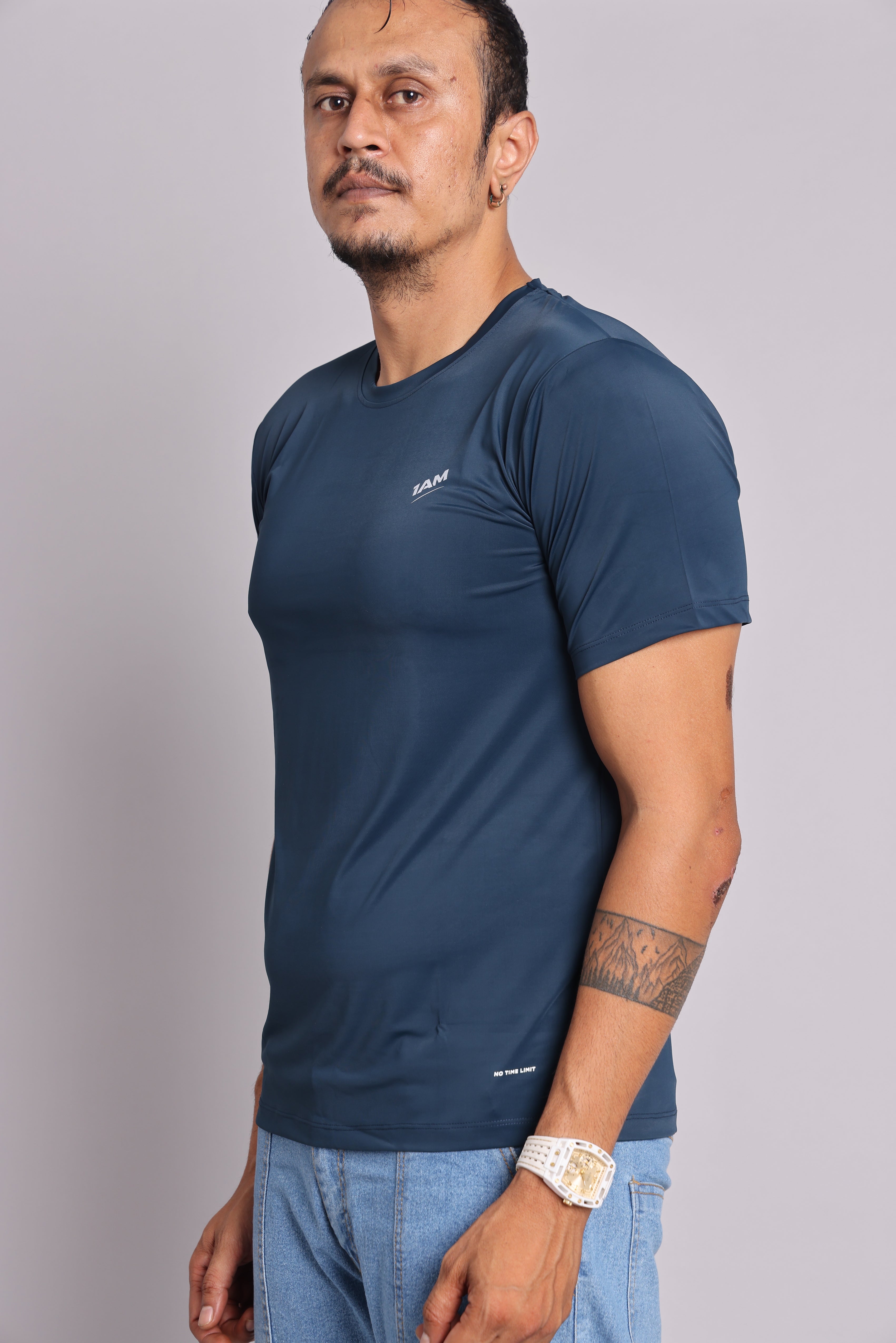 Athletic apparel